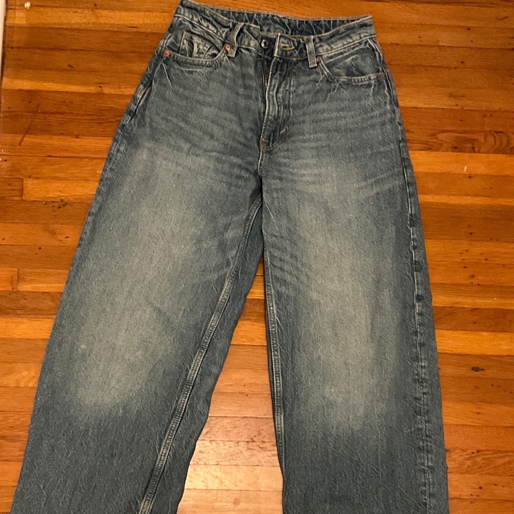 H&M Baggy Barrel Jean Size 2